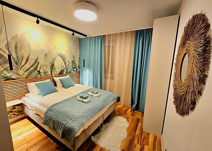 Eddie's Luxury דירה